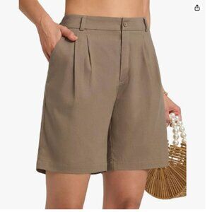 BNWT Khaki Bermudas